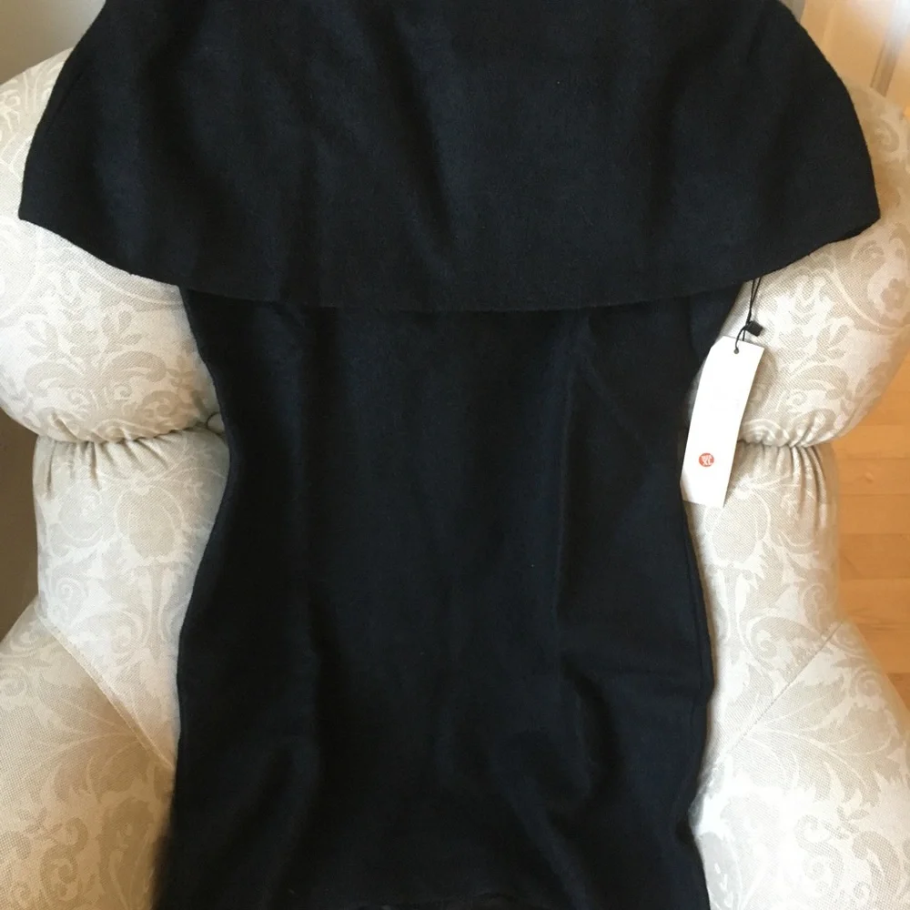 Dress - Picture 6 of 12